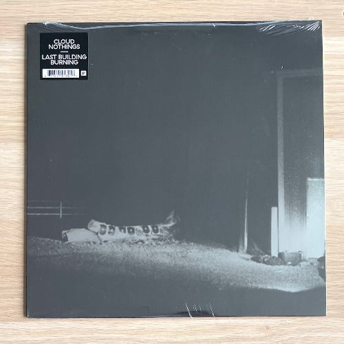 CLOUD NOTHINGS / LAST BUILDING BURNING (LP)